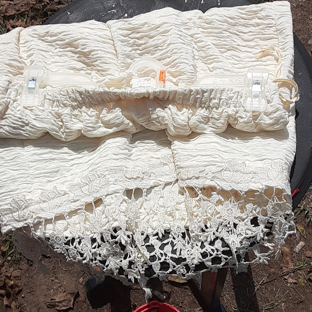 Skirt - Picture 2 of 4
